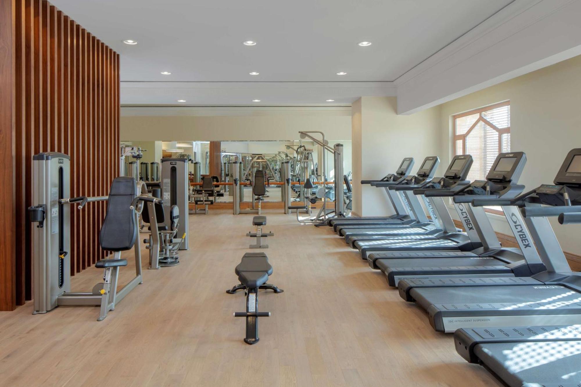 Grand Hyatt Amman Hotell Eksteriør bilde The gym at the hotel